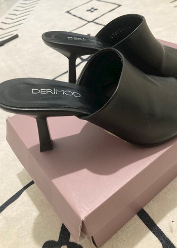 Kadın Siyah Dolgu Topuklu Sandalet - Görsel 2