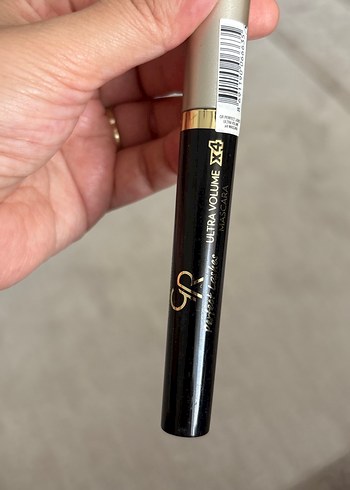 Gold Prestige Ultra Volume Maskara
