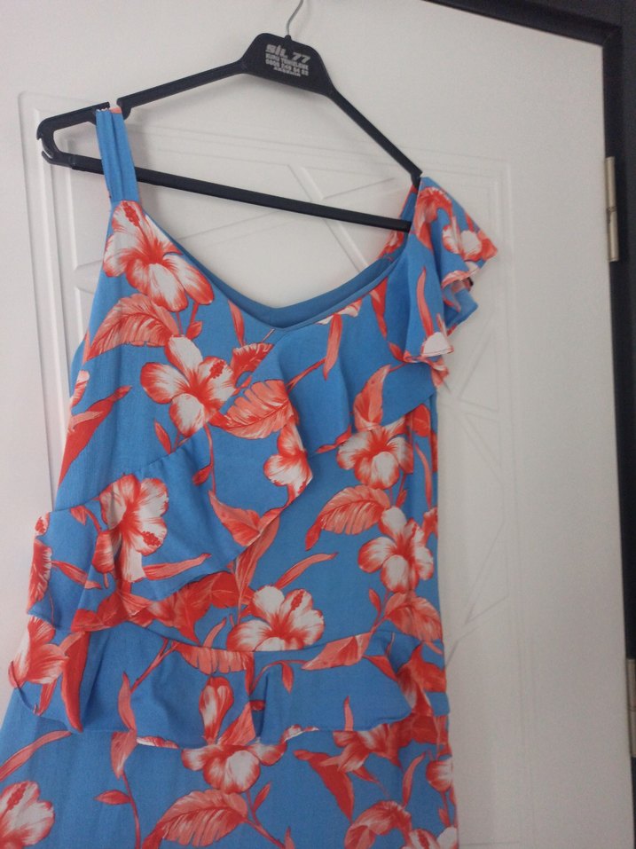 Mavi Çiçek Desenli Uzun Askılı Elbise - Görsel 2