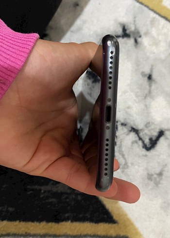 Siyah iPhone 8 plus 64 GB - Görsel 3