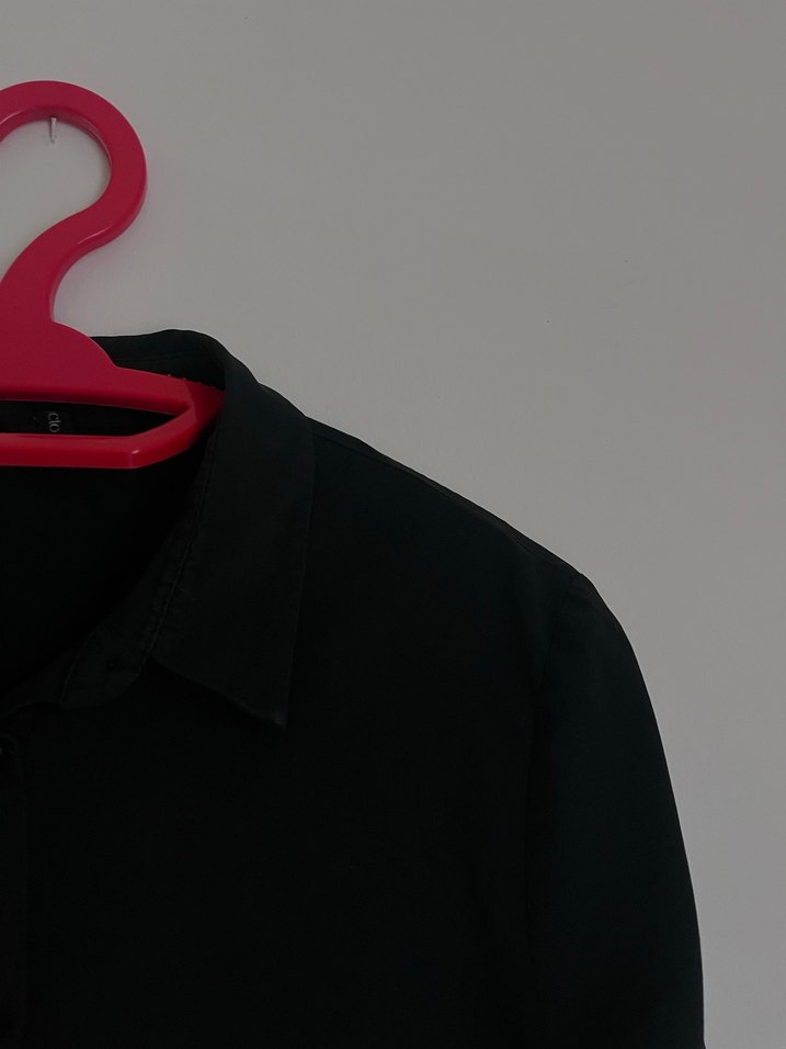 Siyah Keten Düğmeli Kadın Gömlek - Görsel 4