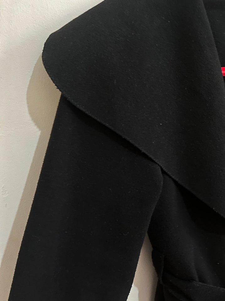 Siyah Kadın Kaban - Görsel 3