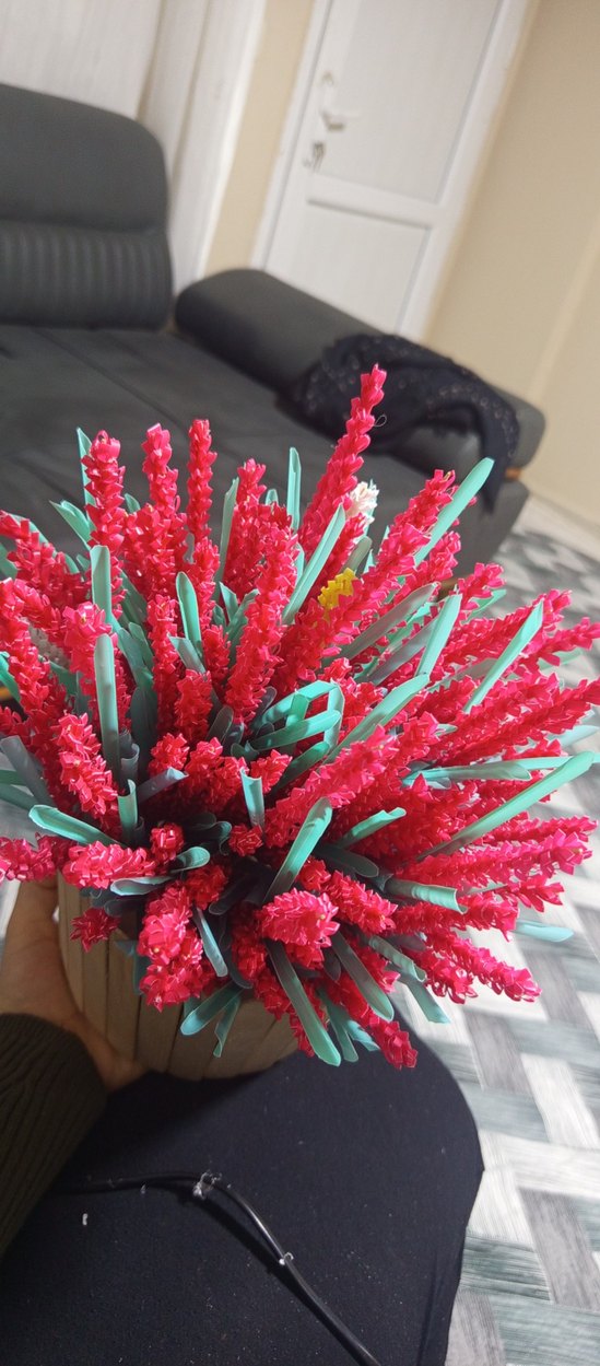 El Yapımı Bohem Kırmızı Dekoratif Çiçek - Görsel 2