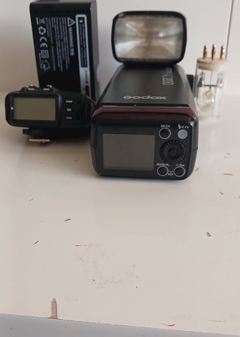 Godox AD200 Siyah Kamera Flaş Ünitesi - Görsel 3