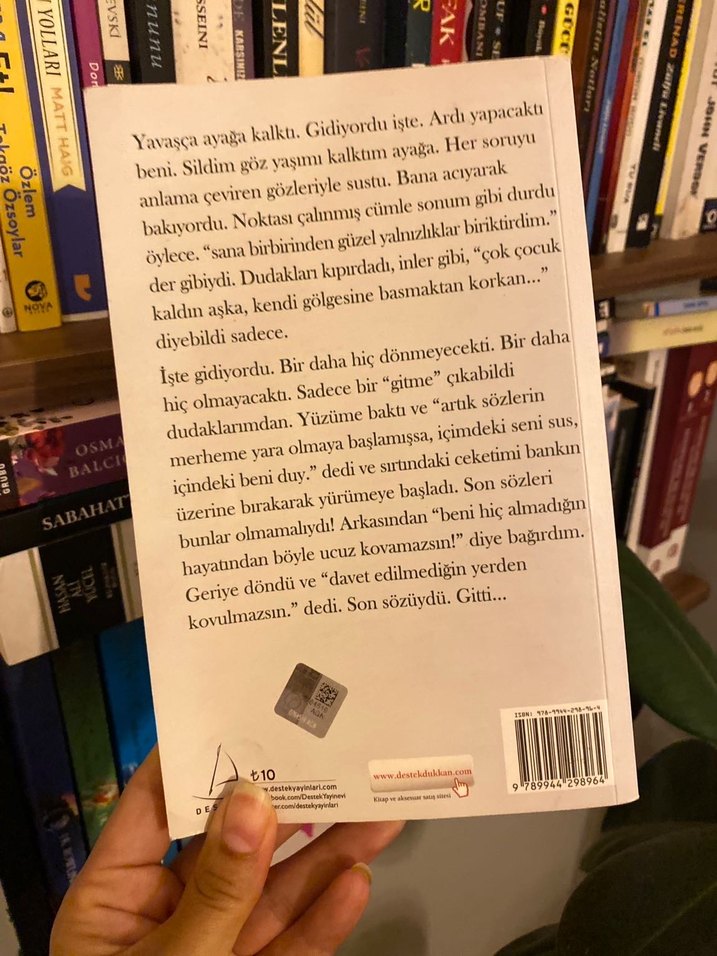 Başka - Kahraman Tazeoğlu Roman - Görsel 2