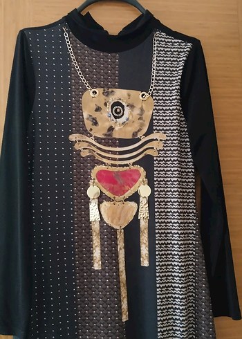 Zincir Detaylı Bohem Desenli Siyah Uzun Elbise - Görsel 3