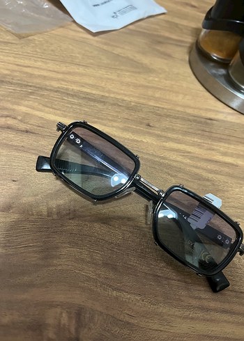 Siyah Biker Tarzı Kadın Gözlüğü