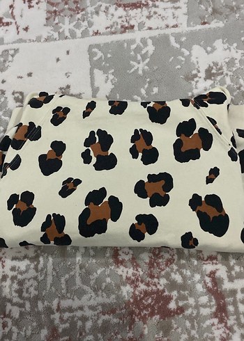 13-14 Yaş Beden Kız Çocuk Leopar Desenli Kapüşonlu Sweatshirt
