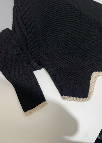 Siyah Boğazlı Kazak - Görsel 2