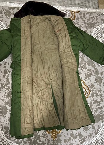 Düğmeli Koyu Yeşil Uzun Kadın Kaban - Görsel 2