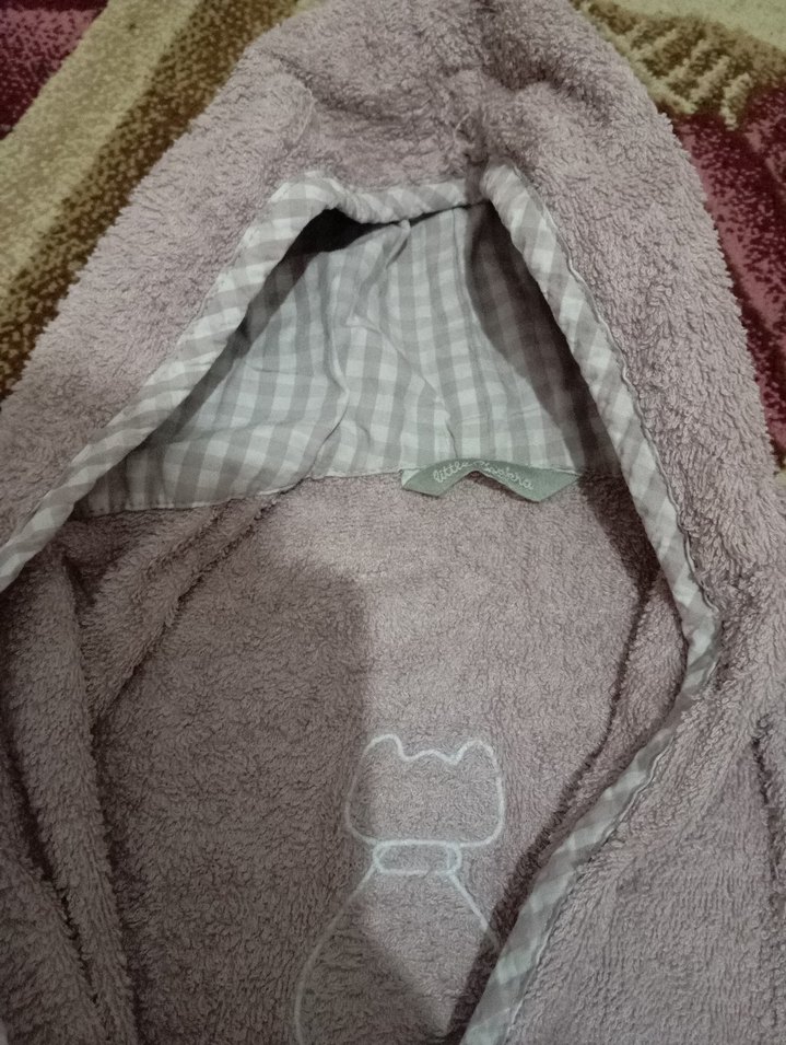 Kapüşonlu Kız Çocuk Bornozu Gri - Görsel 3