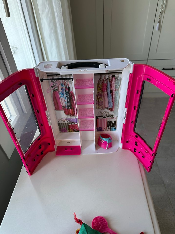 Barbie Pembe Oyuncak Gardırop Dolabı - Görsel 2