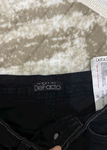 Siyah Mini kadın kot Şort - Görsel 2