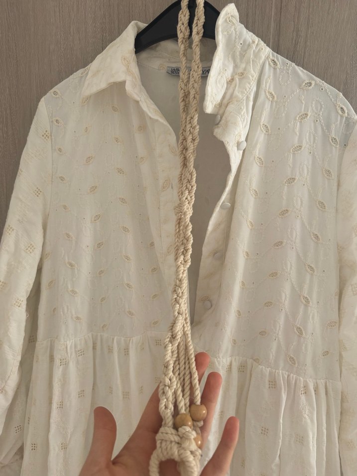 Nakışlı Fırfırlı Beyaz Uzun Keten Elbise - Görsel 2