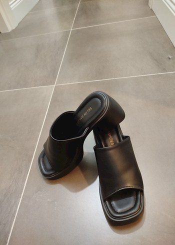 Siyah Platform Topuklu Kadın Terlik - Görsel 2