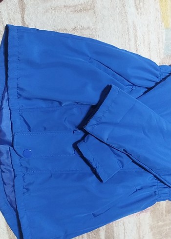 Düğmeli Mavi Kadın Yağmurluk - Görsel 3