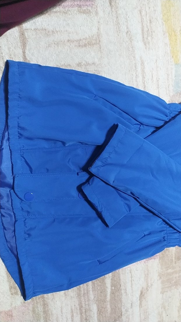 Düğmeli Mavi Kadın Yağmurluk - Görsel 3