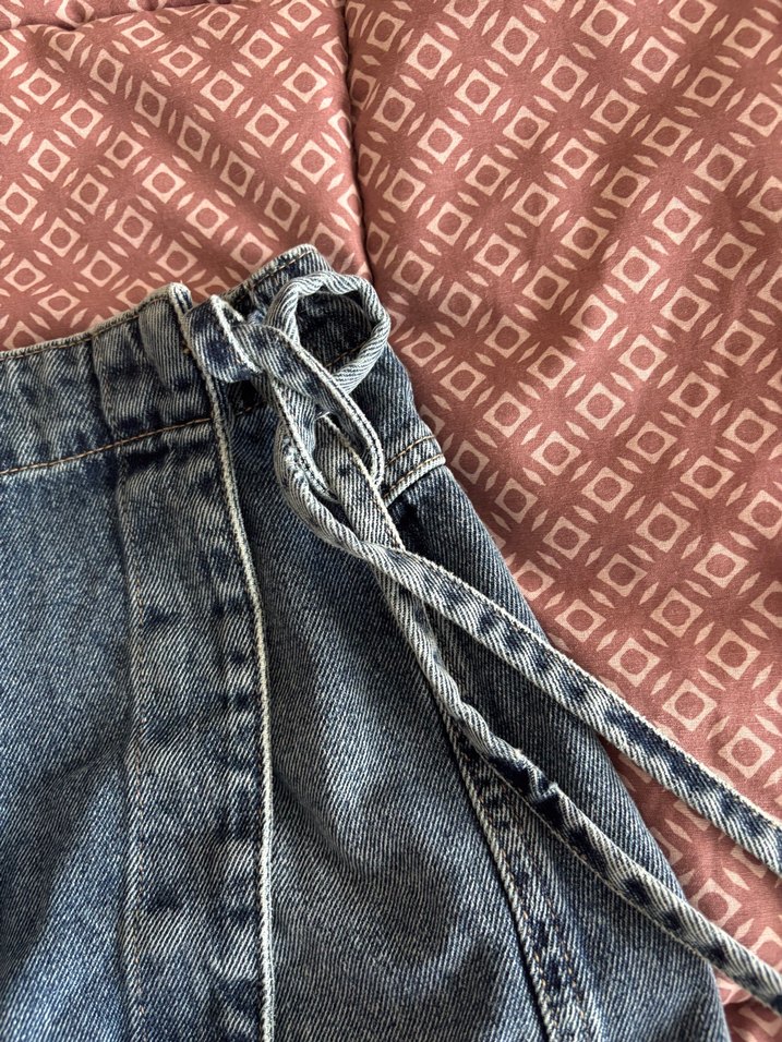 Koyu Mavi Denim Mini Etek hiç giymedim. — görsel 3/5