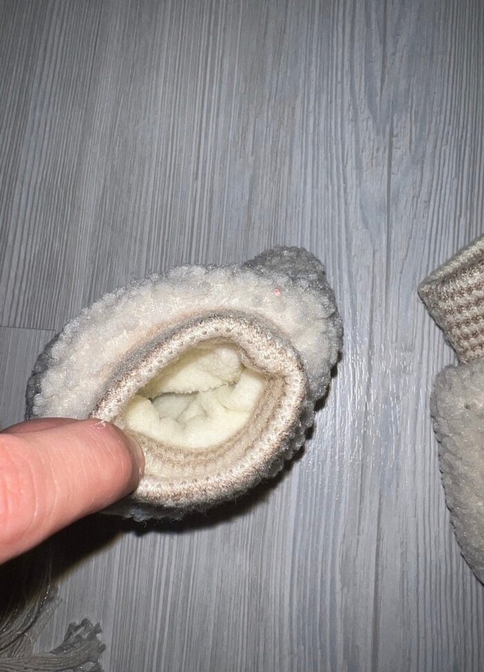 Nakışlı Beyaz Kız Bebek Triko Eldiven - Görsel 3