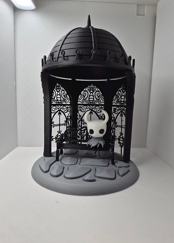 Hollow Knight figürü