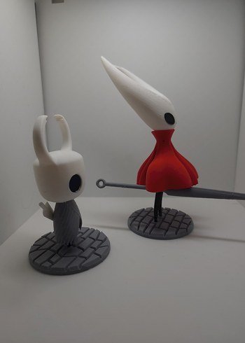  Beden Hollow Knight Silksong ve ilk oyun Figür