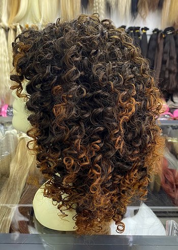 Sentetik kıvırcık peruk - Görsel 3