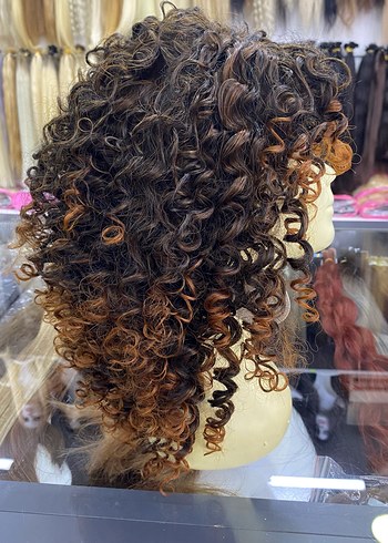 Sentetik kıvırcık peruk - Görsel 5