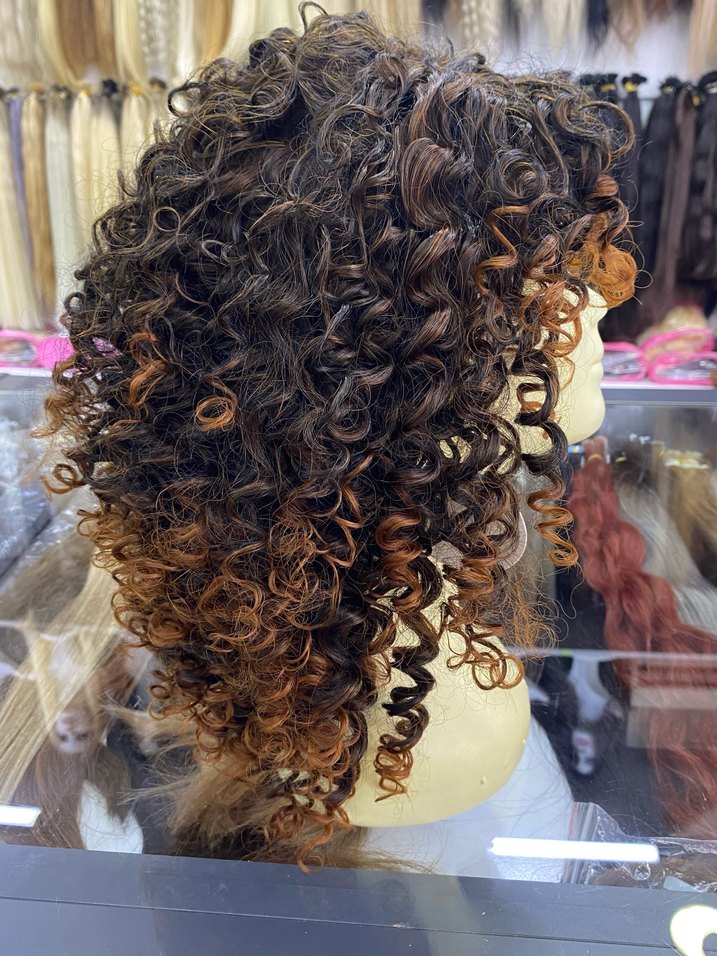 Sentetik kıvırcık peruk - Görsel 5