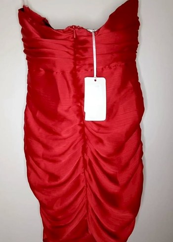 Kırmızı Drapeli Straplez Midi Elbise - Görsel 3