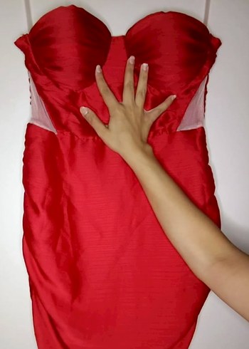 Kırmızı Drapeli Straplez Midi Elbise - Görsel 2