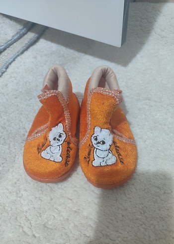 Kız ve erkek için Turuncu Nakışlı Sıcak Ev Terliği - Görsel 3