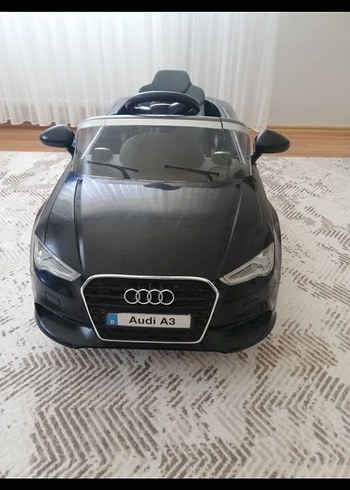 Diğer Siyah Elektrikli Çocuk Arabası
