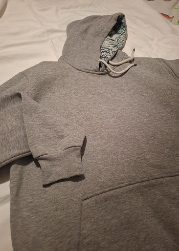 Gri Kapüşonlu Kadın Sweatshirt - Görsel 4