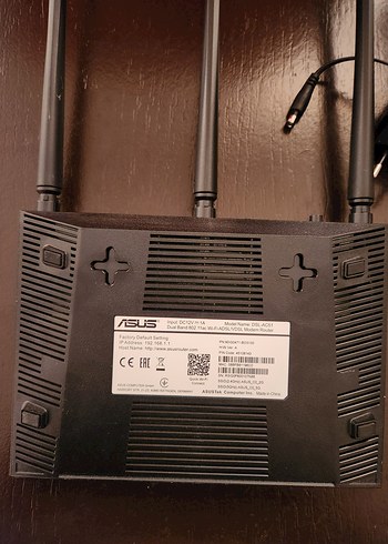Beden ASUS Siyah Modem Router