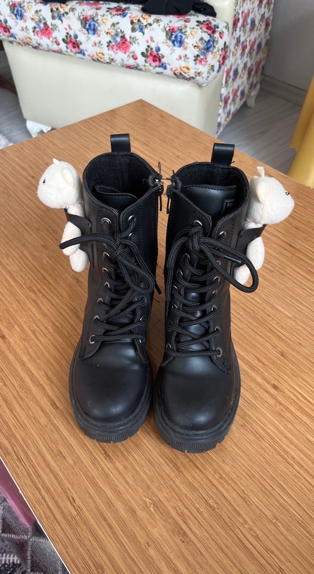 Siyah ayıcıklı kız çocuk Bot - Görsel 3