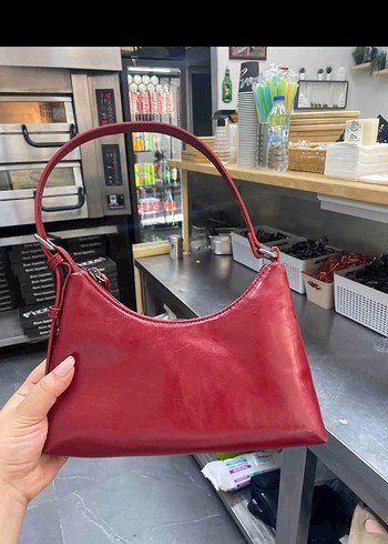 Kırmızı Deri Kadın Çanta - Görsel 2