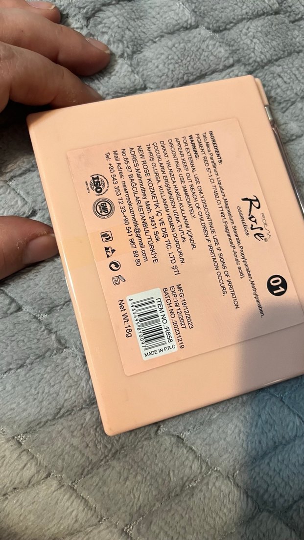 Çok Renkli Işıltılı Göz Farı Paleti - Görsel 2