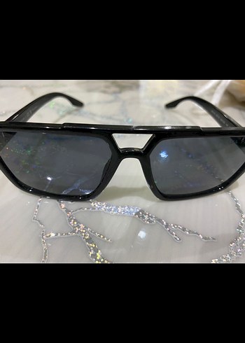 Prada erkek güneş gözlüğü
