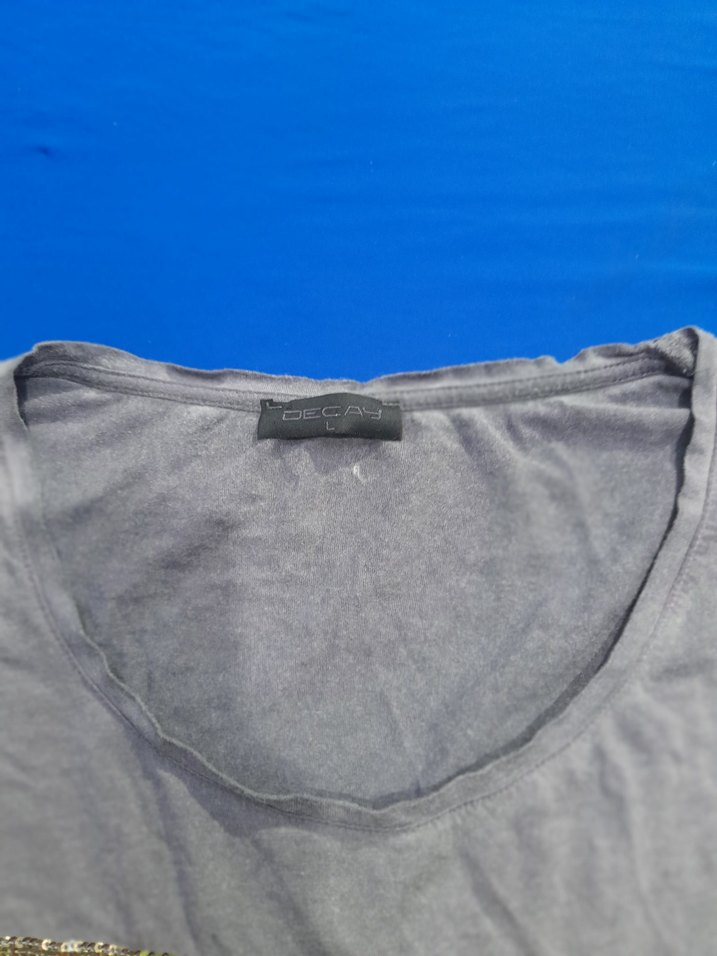 Kaliteli Kumaştan Şık Kadın Blüz Yepyeni - Görsel 3