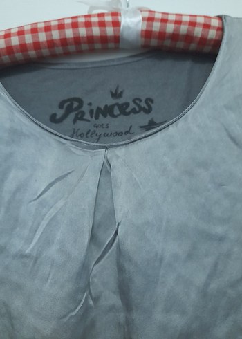 Kaliteli Kumaştan Şık Kadın Blüz Yepyeni - Görsel 2