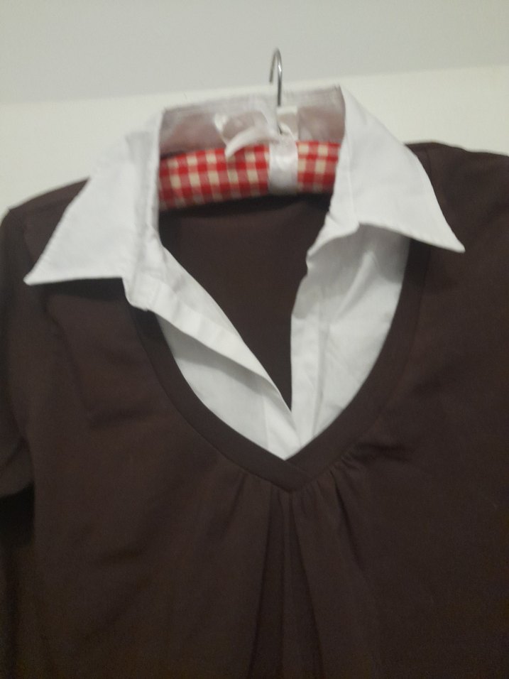 Kaliteli Kumaştan Şık Kadın Blüz Yepyeni - Görsel 2