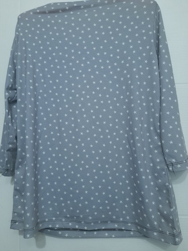 Kaliteli Kumaştan Şık Kadın Blüz Yepyeni - Görsel 3