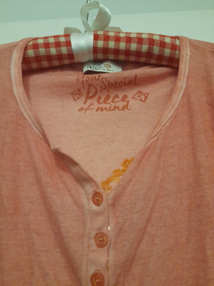 Kaliteli Kumaştan Şık Kadın Blüz Yepyeni - Görsel 3