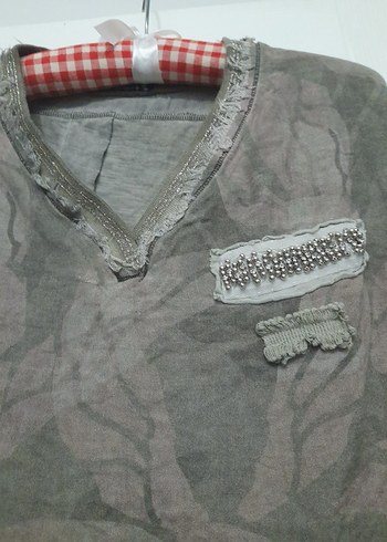 Kaliteli Kumaştan Şık Kadın Blüz Yepyeni - Görsel 2