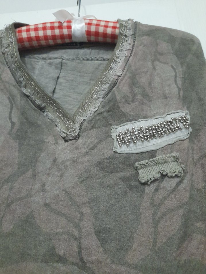 Kaliteli Kumaştan Şık Kadın Blüz Yepyeni - Görsel 2