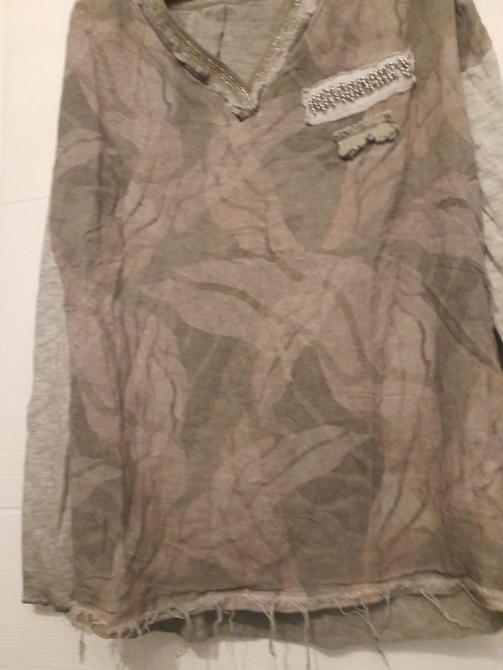 Kaliteli Kumaştan Şık Kadın Blüz Yepyeni - Görsel 3