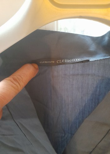 Kol altı 65 cm V Yaka Kadın Gömlek Yeni - Görsel 2