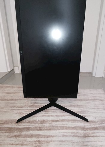 LG UltraGear 24GN65RB 24"144Hz 1ms IPS Gaming Dp kablo hediye - Görsel 3