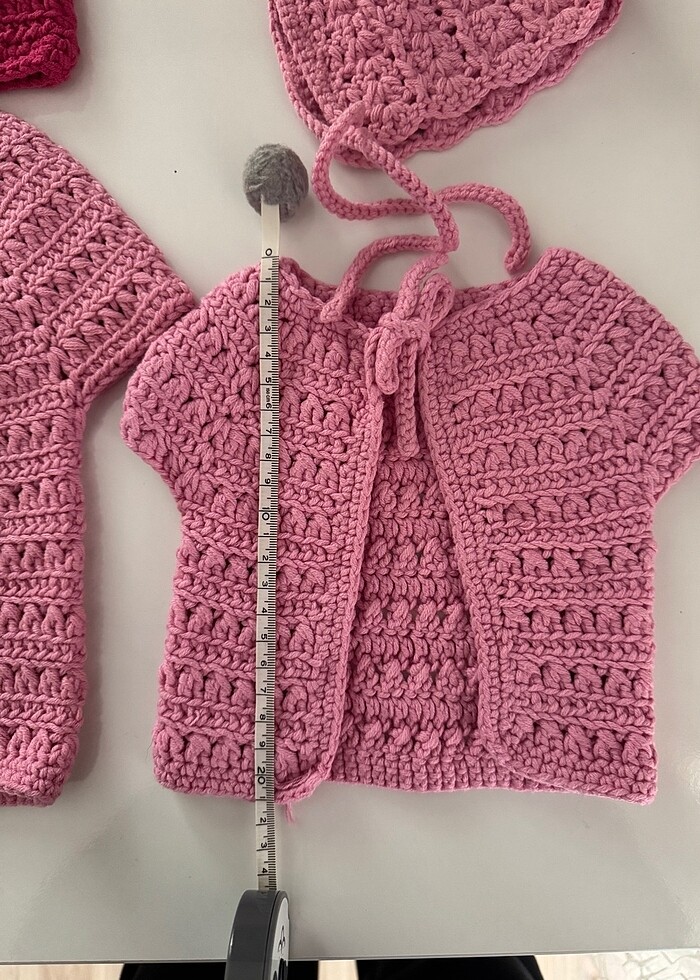 Örgü bebek yeleği ve şapkası - Görsel 2