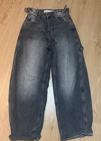 Bershka Yuksek Bel Siyah Denim Jean Ayarlanabilir Kemeri Var Yanlarda